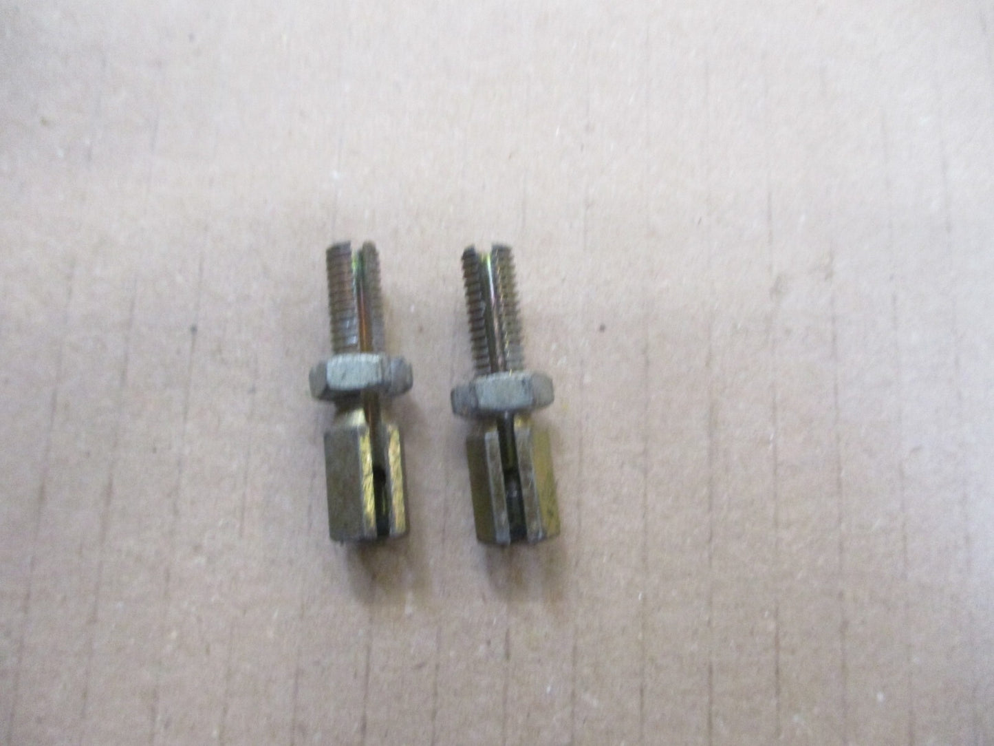 Vis de réglage cables de moteur de valve pour Yamaha 125 Ténéré - BLG