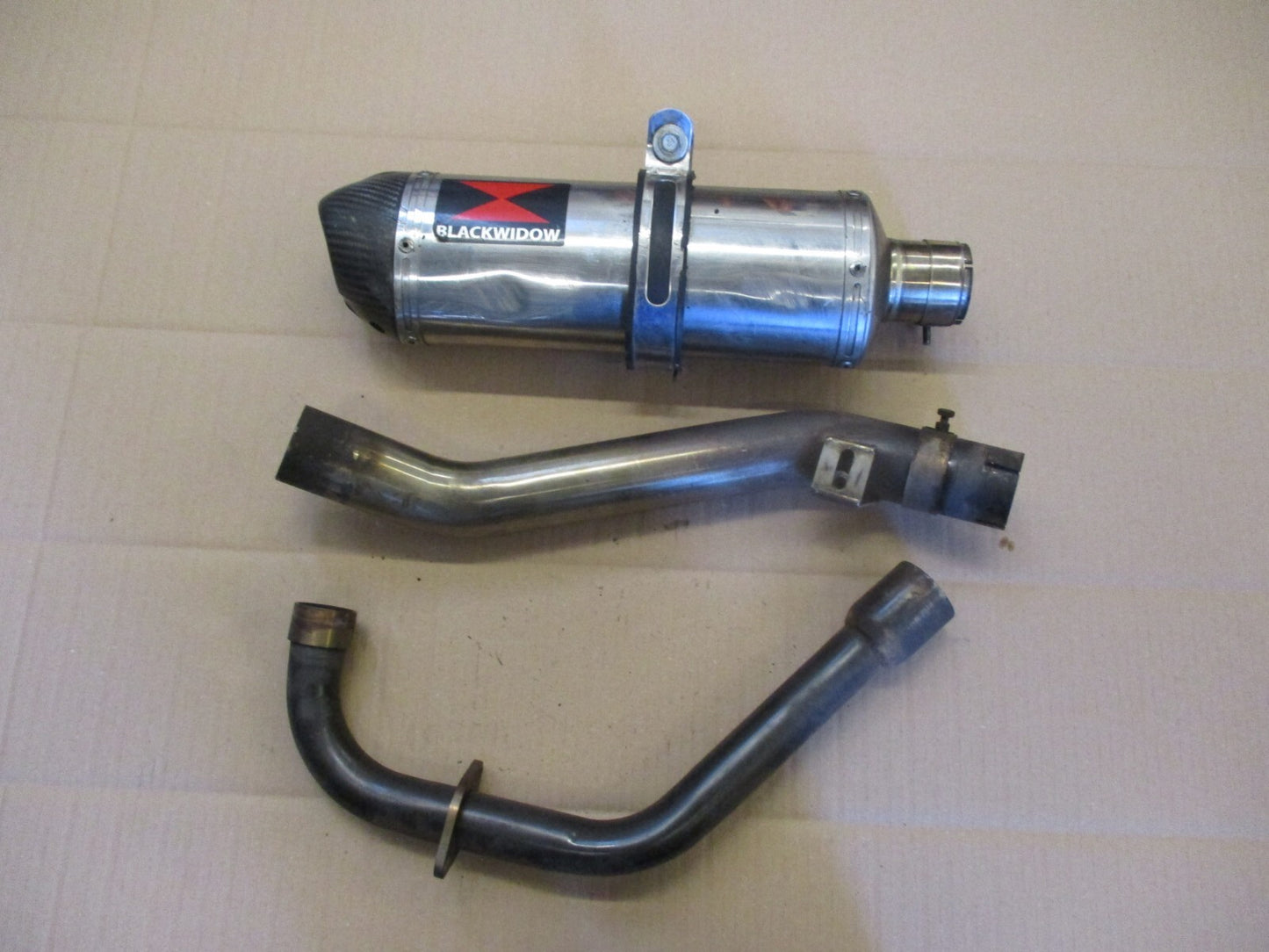 Ligne d'échappement veuve noire pour Honda 125 CBR - JC34