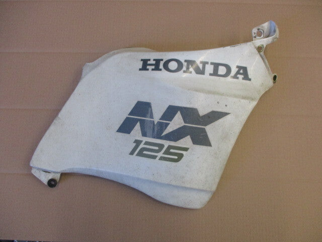 Flanc de carénage droit pour Honda 125 NX Transcity - JD12
