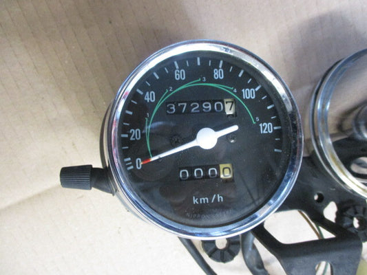 Bloc compteur + voyants pour Honda 125 CM - JC05