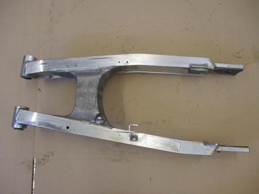 Bras oscillant pour Honda 750 Africa twin - XRV - RD04