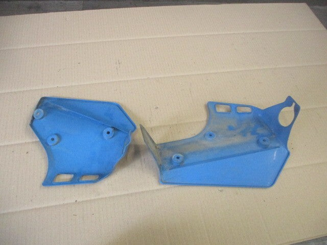 Ouies flancs de réservoir pour Suzuki 125 TSX - SF13A
