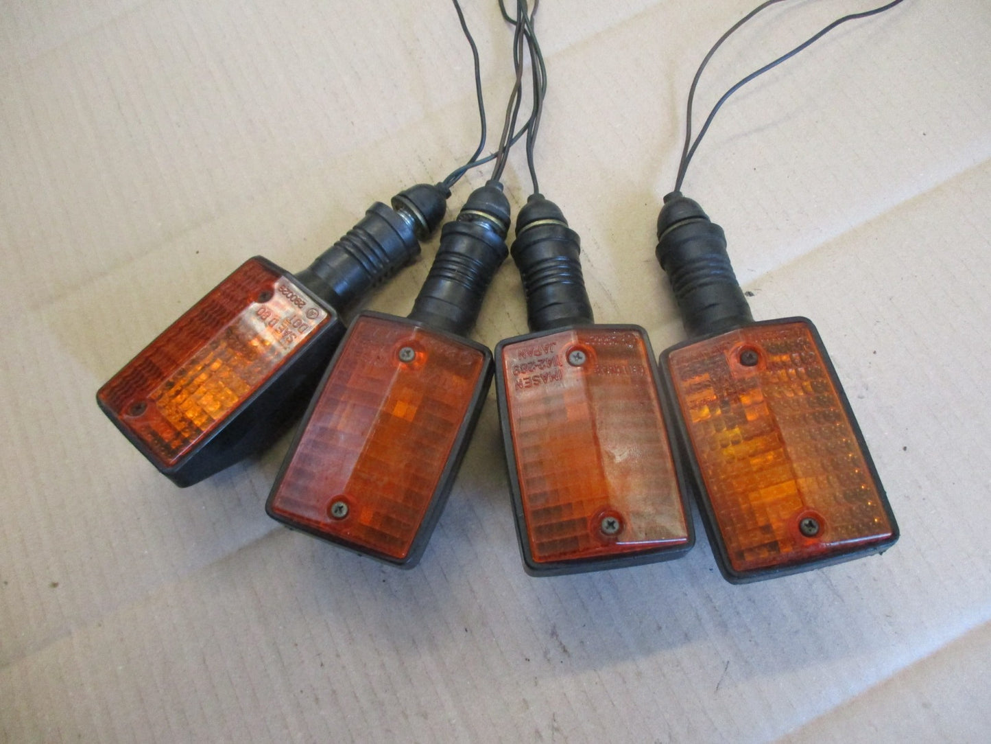 Clignotants pour Yamaha 125 DTLC - 10V