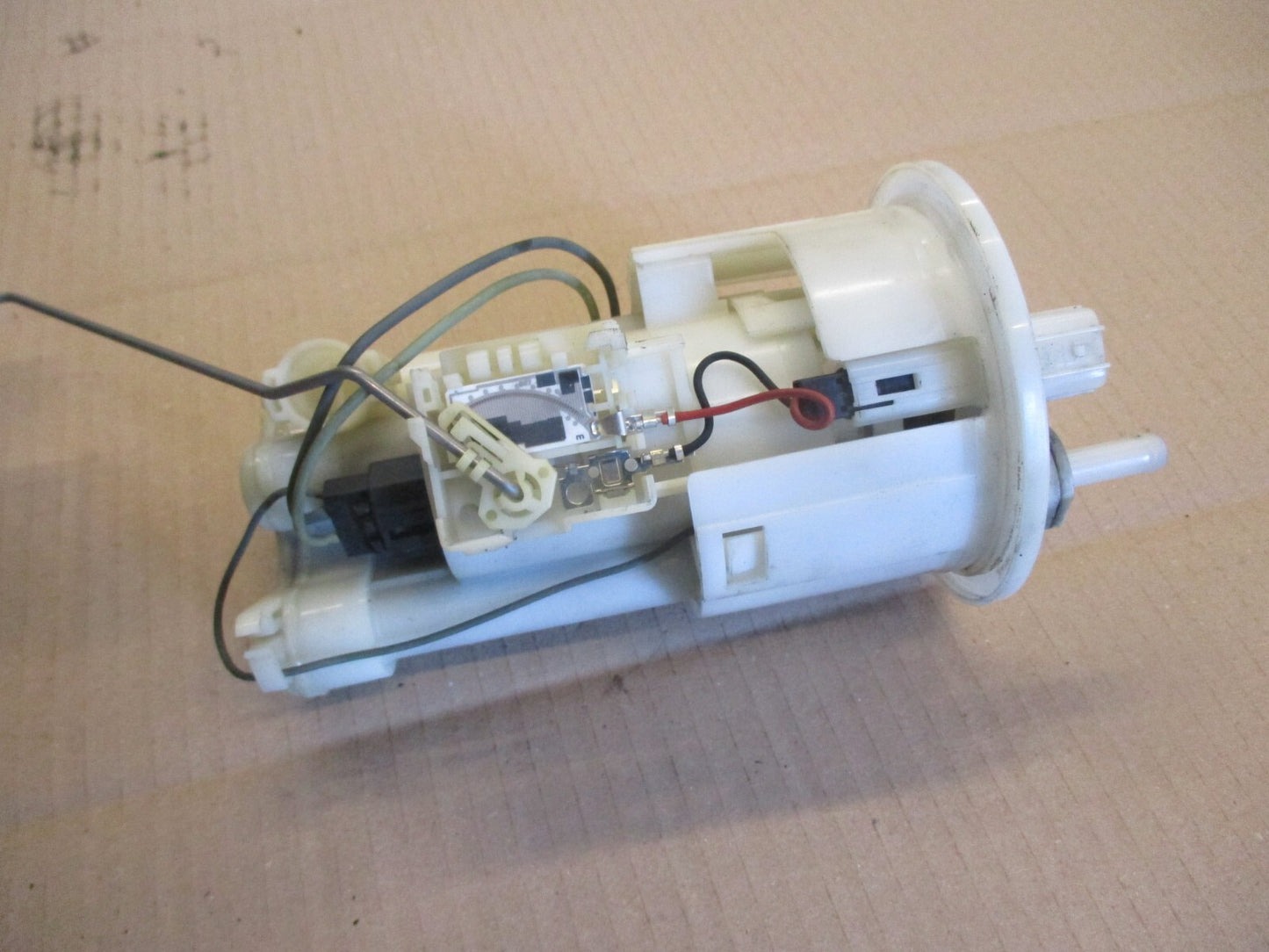 Bloc jauge pompe à essence pour Yamaha 900 TDM - RN081 - 2002 / 2005