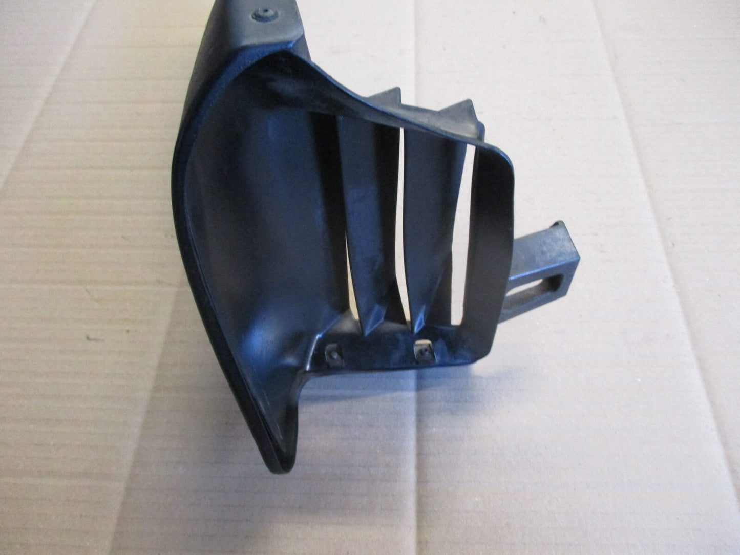 Ouie gauche de réservoir d'essence pour Yamaha 600 XT - 2KF