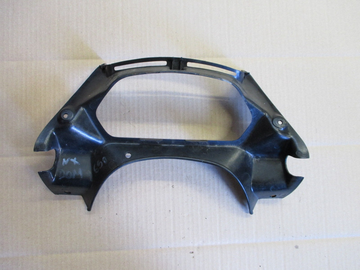 Entourage de compteur pour Honda 650 NX Dominator - RD02 - Avant 1992