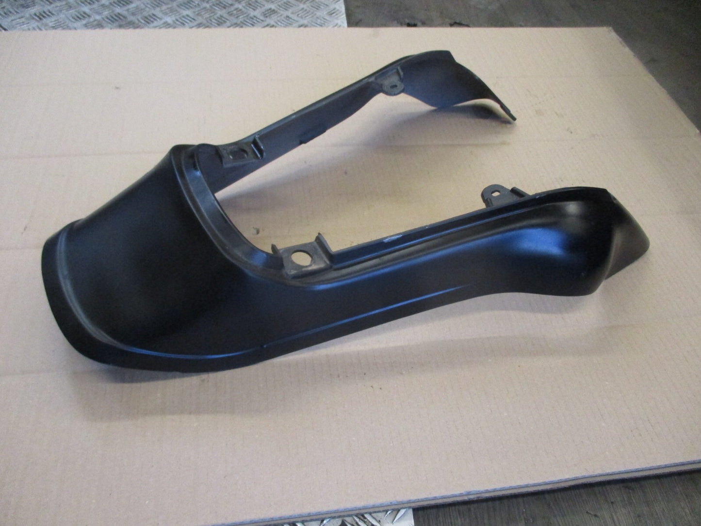 Coque arrière pour Yamaha 750 FZX - 2JE - 4AM