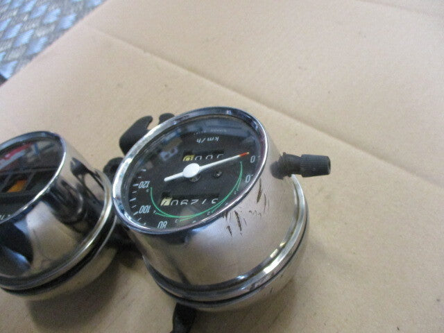 Bloc compteur + voyants pour Honda 125 CM - JC05