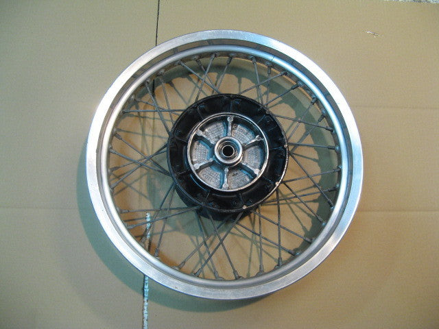 Jante arrière pour Kawasaki 600 650 KLR