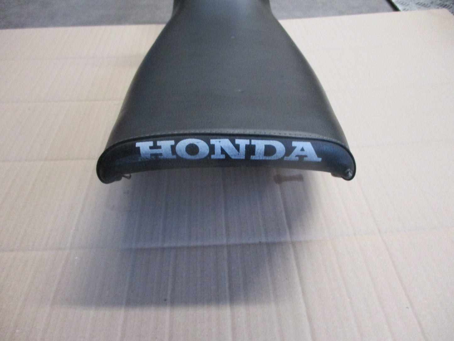 Selle pour Honda 125 NX - JD12