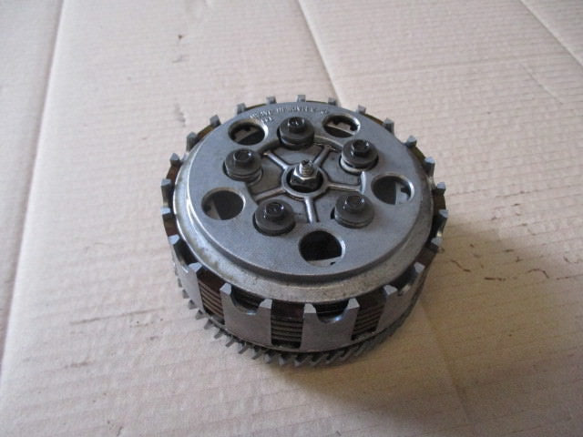 Embrayage pour Suzuki 125 DR - SF43B