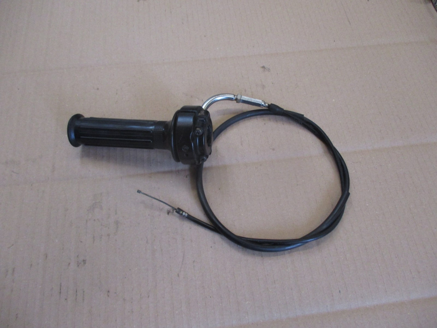 Poignée d'accélérateur + cable pour Suzuki 125 DR - SF43B