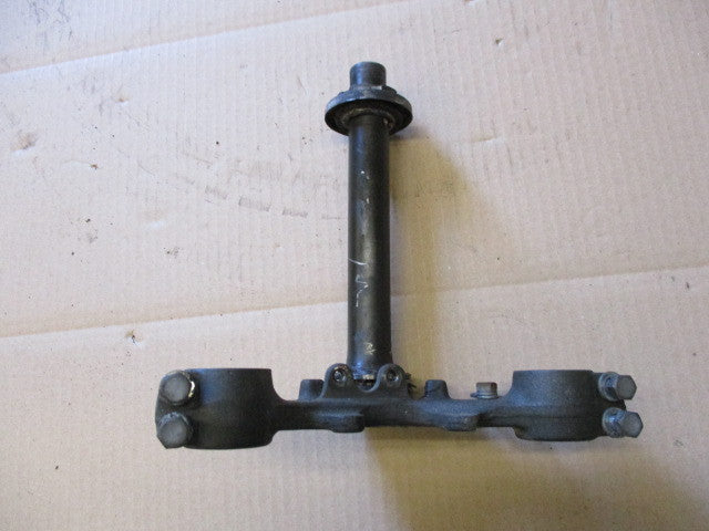 Té de fourche inférieur pour Yamaha 125 DTMX - 2A8