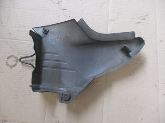 Cache latéral droit pour Yamaha 125 YBR - RE031 - RE051