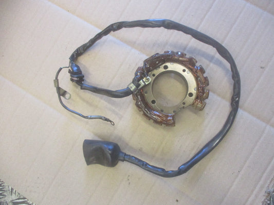 Stator d'allumage quasi neuf pour Honda 600 XLL - XLM - XLLM - PD04