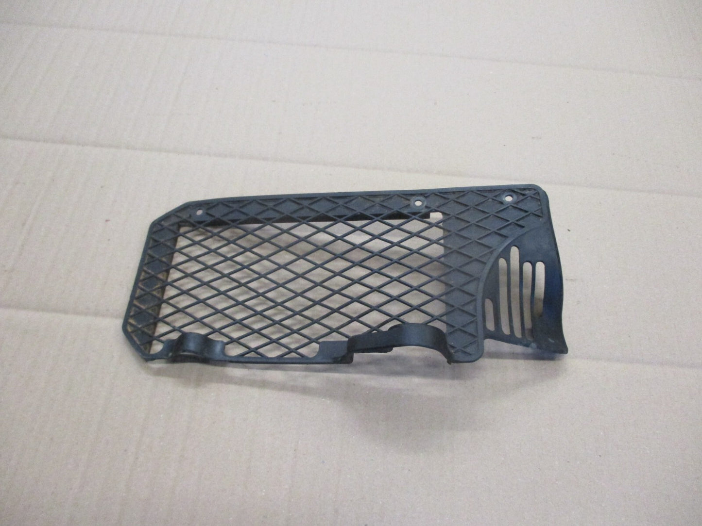 Grille radiateur d'eau pour Honda 125 MTX - JD05 - JD07