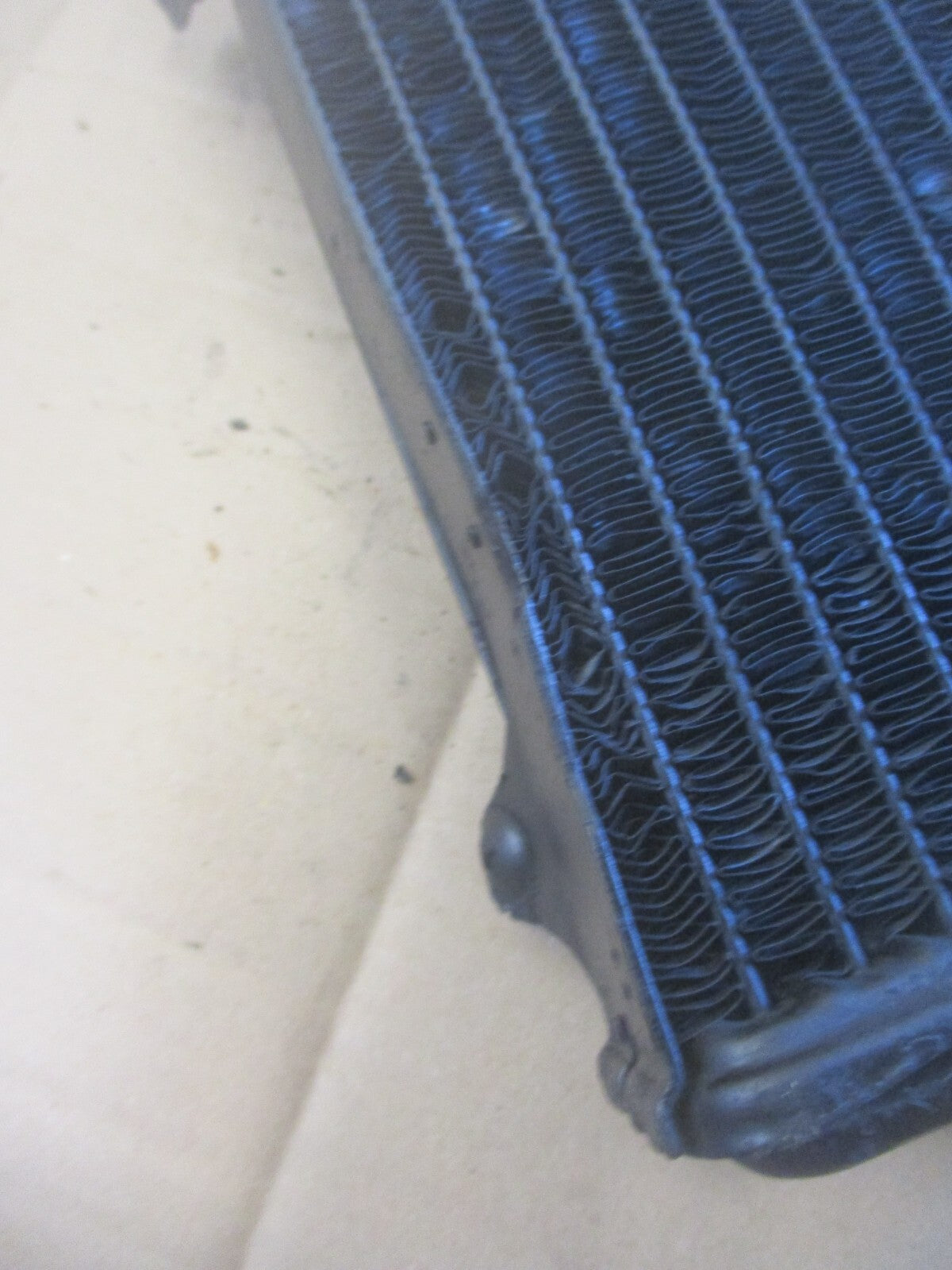 Radiateur d'eau gauche + grille pour Kawasaki 600 650 KLR