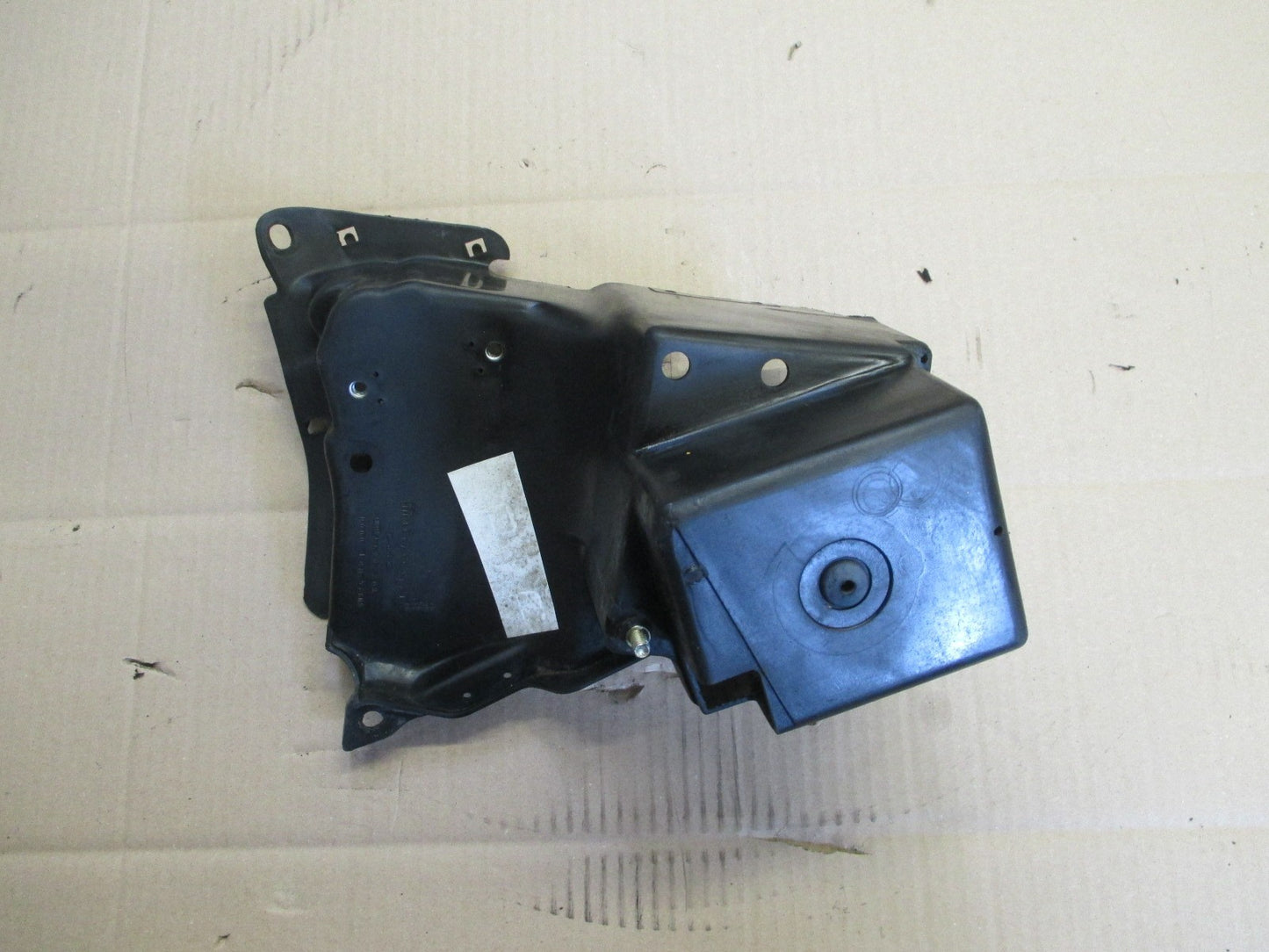 Panneau inférieur droit batterie pour Honda 600 VT C Shadow - PC21