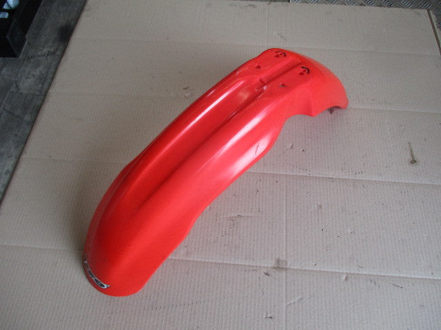 Garde boue avant UFO pour Suzuki 600 DR - 650 DR - SN41A - SP41A