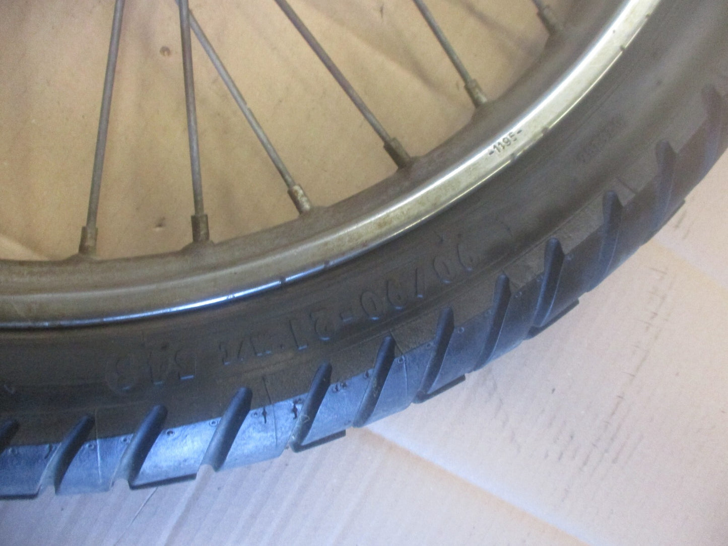 Roue avant avec pneu bon état pour Honda 125 NX Transcity - JD12