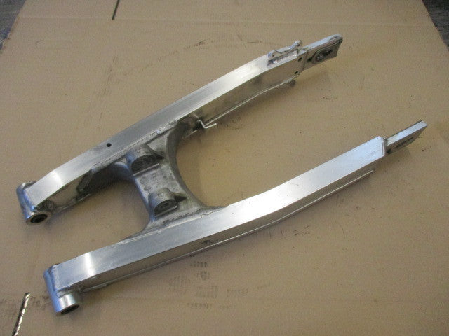 Bras oscillant pour Honda 750 Africa twin - XRV - RD04