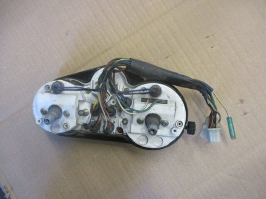 Bloc compteur compte tours 95742 kms pour Yamaha 125 TDR modèle 5AE