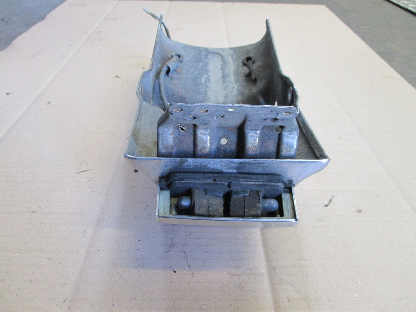 Garde boue arrière + feu de plaque pour Yamaha 750 FZX - 2JE - 4AM