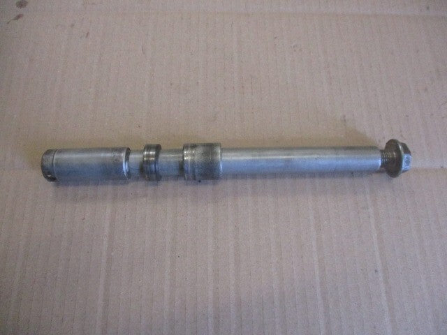Axe de roue avant pour Honda 800 VFR - RC46A - 1998