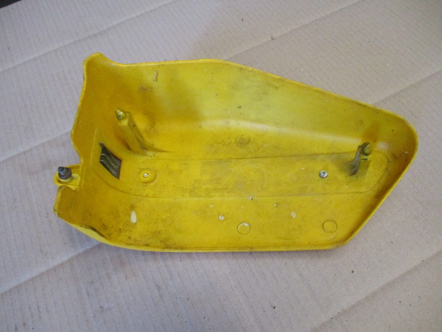 Cache latéral droit pour Honda 125 Rebel - JC24A - JC26A