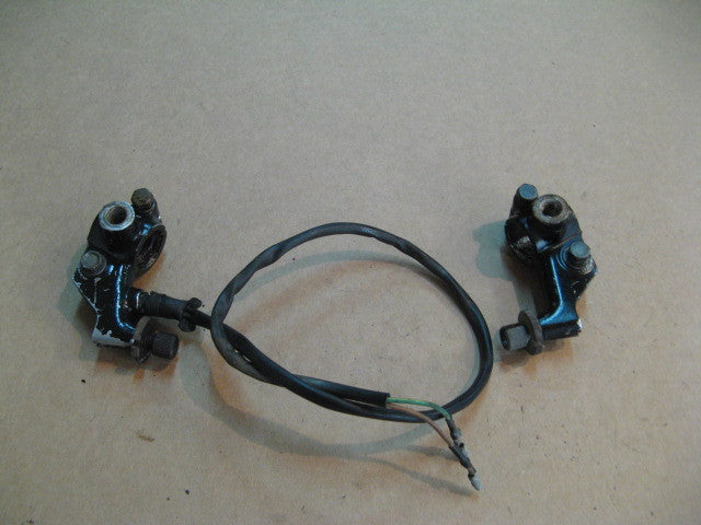 Supports leviers de frein avant et d'embrayage pour Yamaha 125 XT - 12V - 3YU