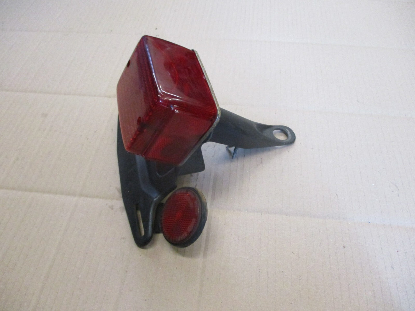Feu arrière pour Yamaha 125 DTMX - 2A8