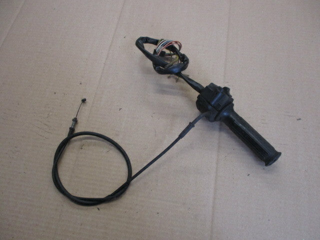 Poignée d'accélérateur + cable pour Suzuki 125 GN - NF41A