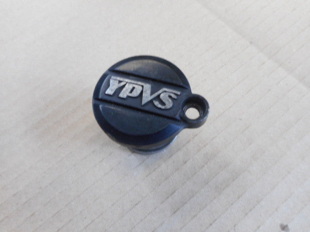 Bouchon de valve coté gauche pour Yamaha 125 DTLC - 34X - 1HR - 57U