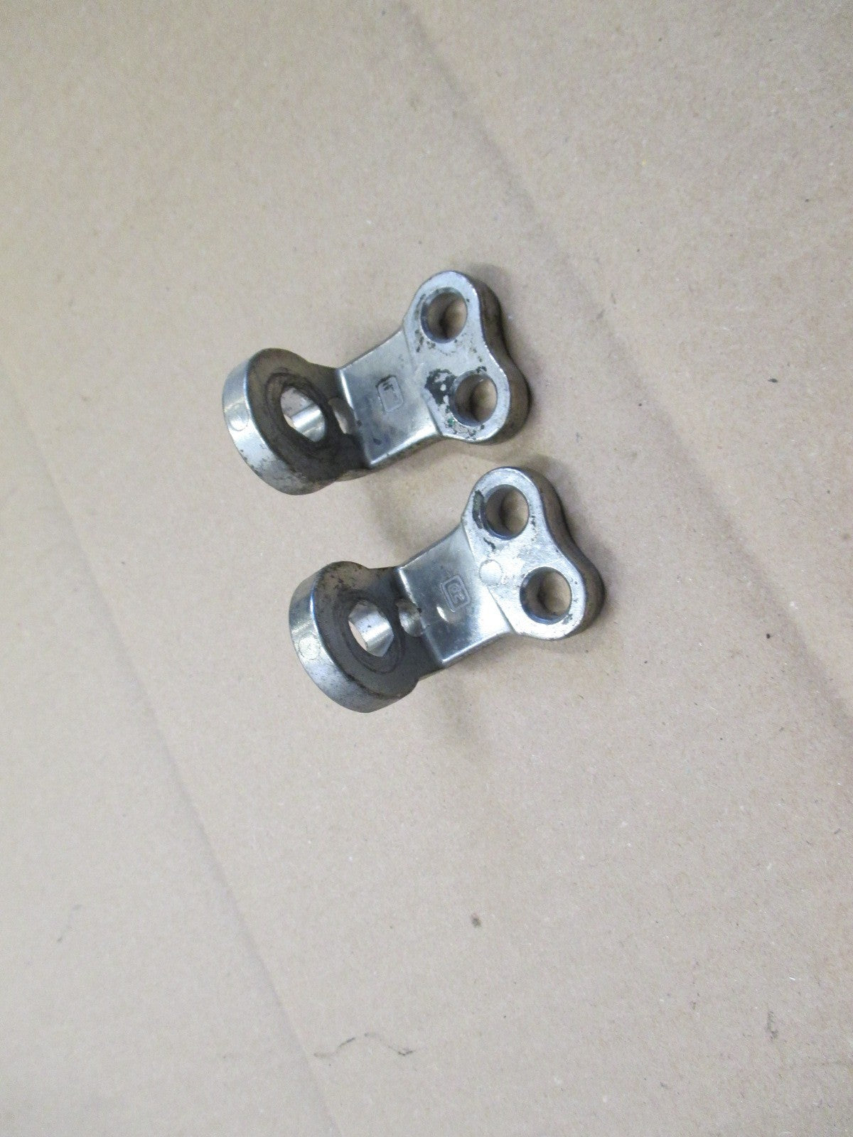Pattes avant pour Honda 600 XLL - XLM - XLLM - PD04