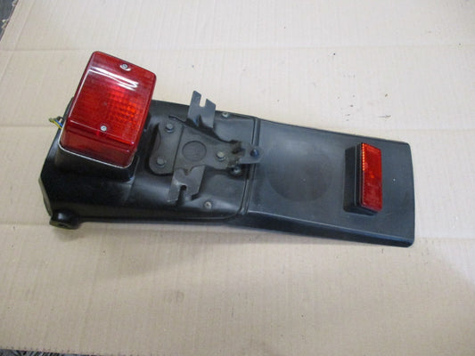 Bavette + feu arrière pour Yamaha 125 TW - DE01 - DE054