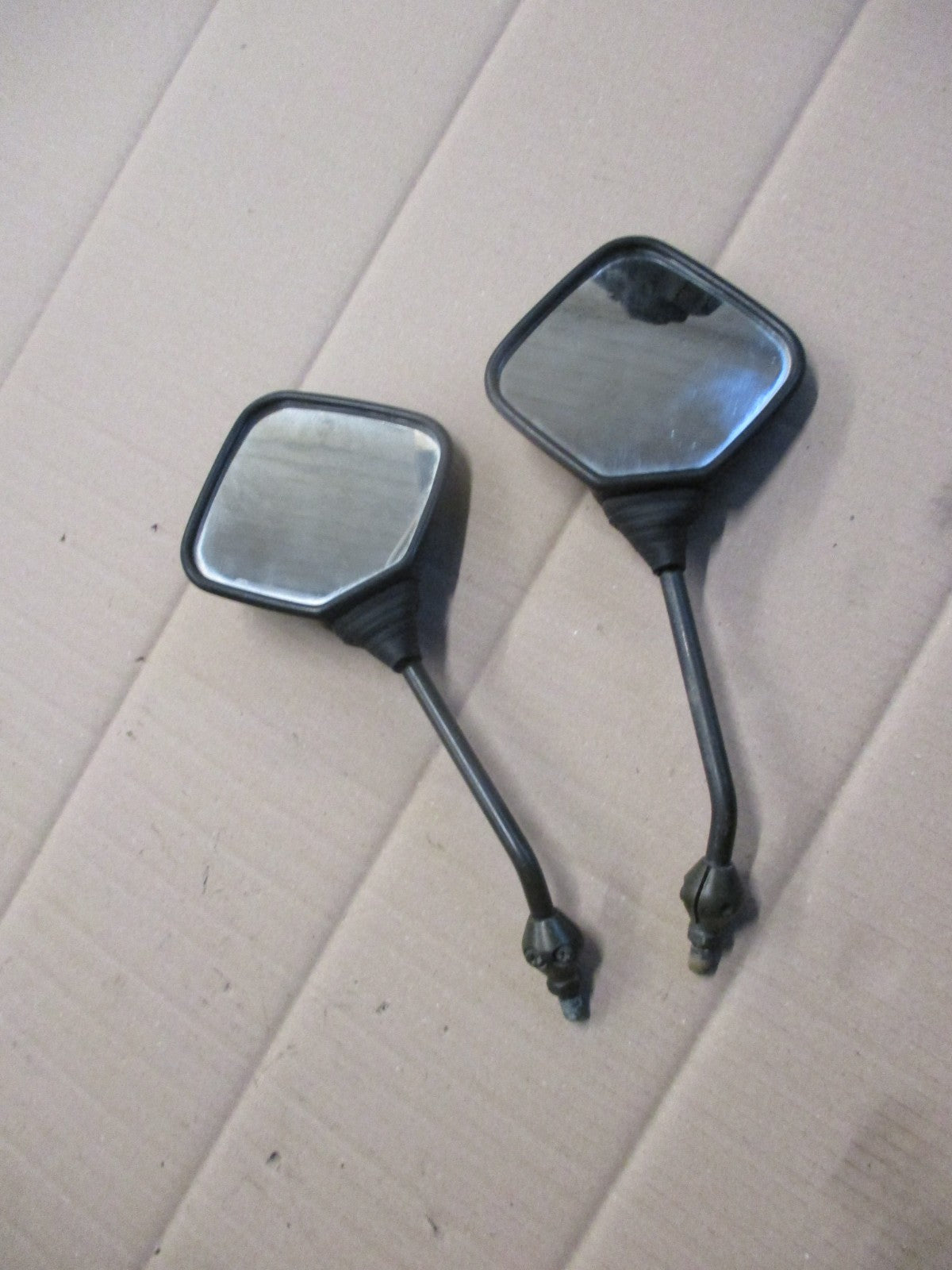 Rétroviseur droit et gauche pour Honda 125 NX Transcity - JD12
