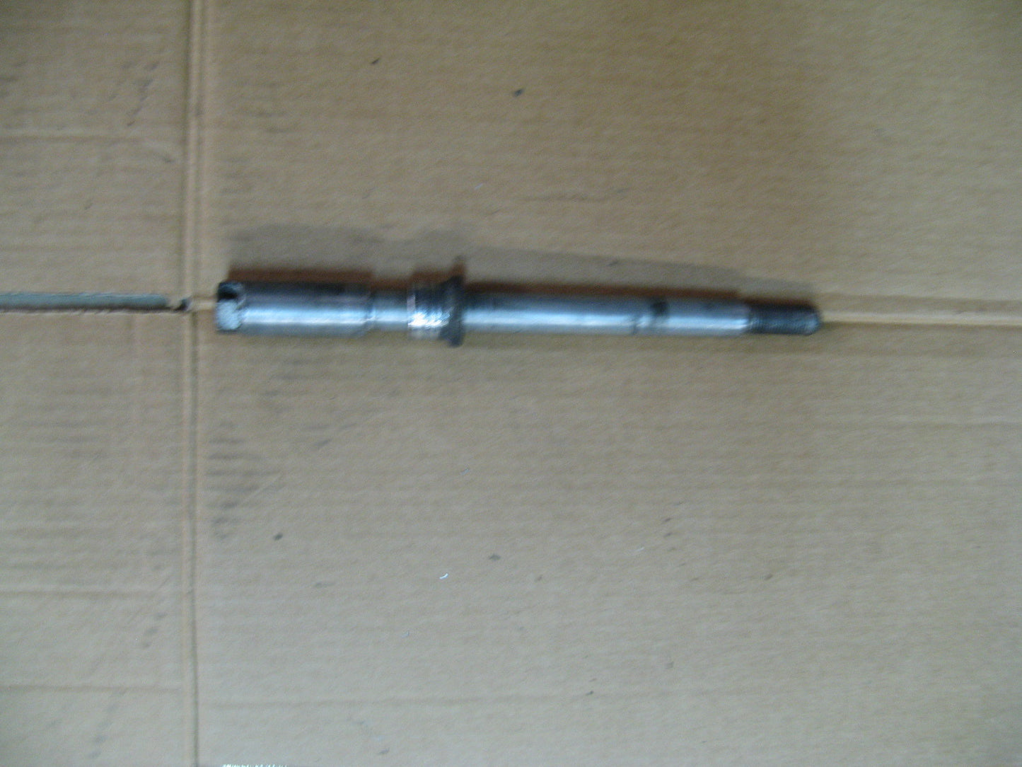 Axe de roue avant pour Honda 650 NX Dominator - RD02 - RD08A