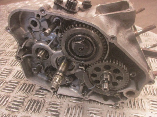 Bas moteur pour Yamaha 125 DTRE - 3MB - 4BL