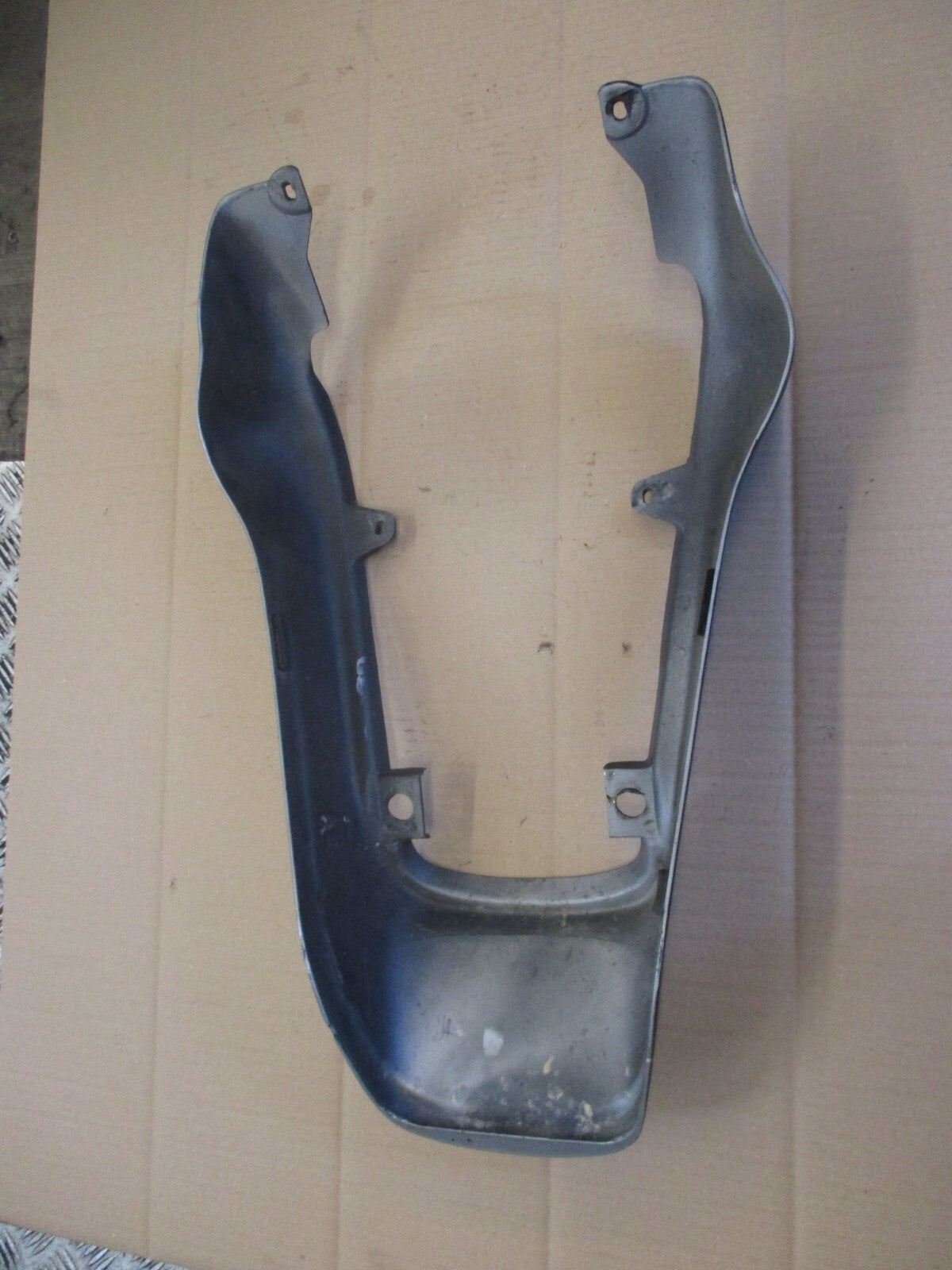 Coque arrière pour Yamaha 750 FZX - 2JE - 4AM