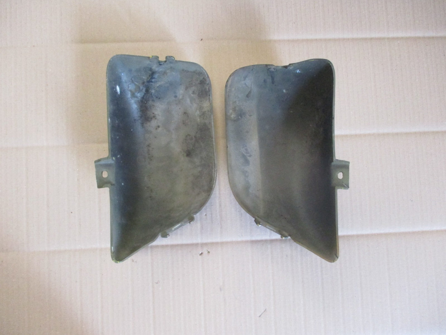 Caches latéraux pour Yamaha 535 XV Virago - 2YL