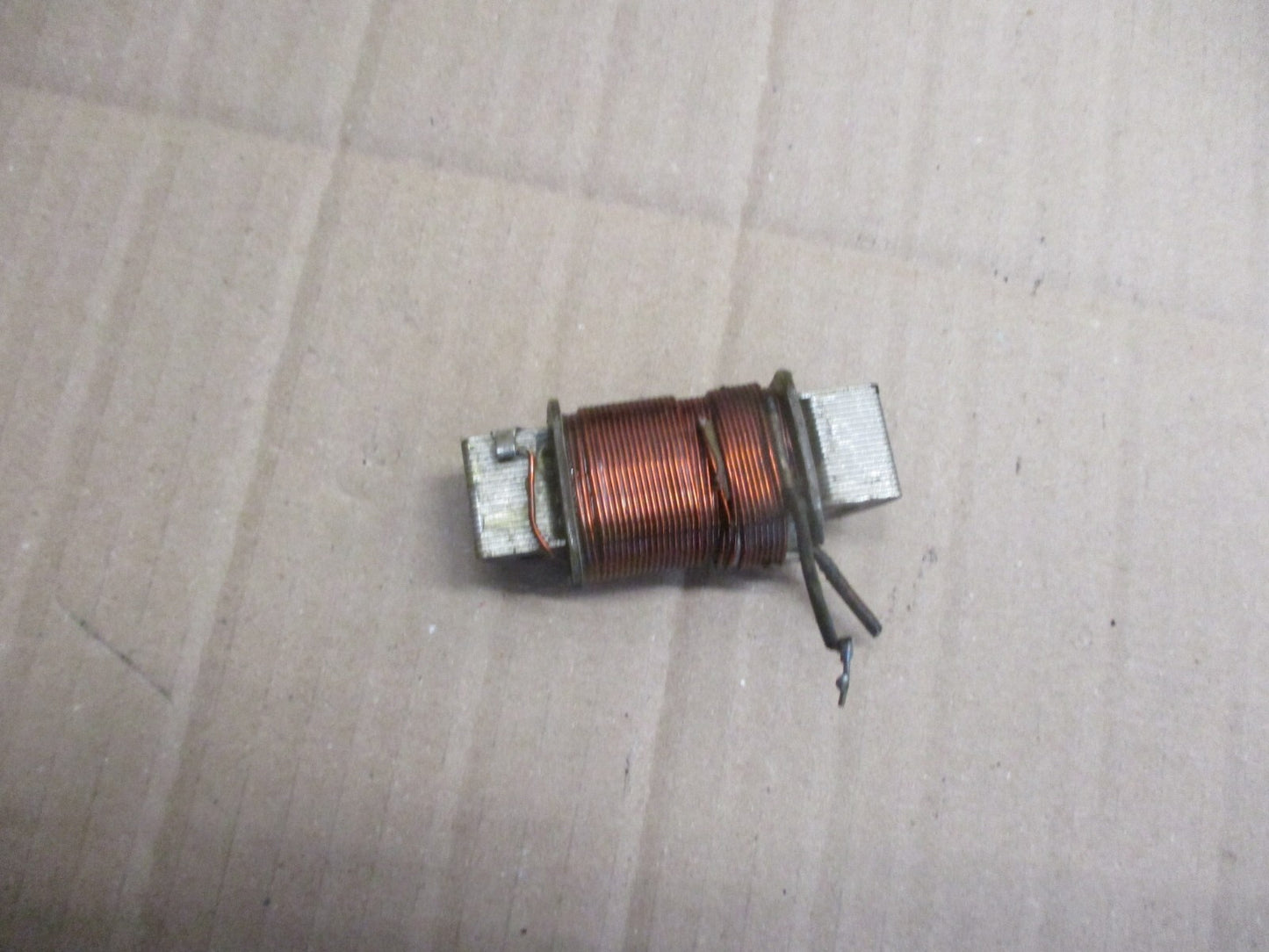 Bobine d'éclairage Yamaha 125 DTMX - 2A8 - modèle rupteur