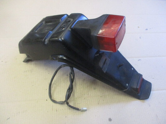 Bavette + feu arrière pour Suzuki 125 DR - SF44A