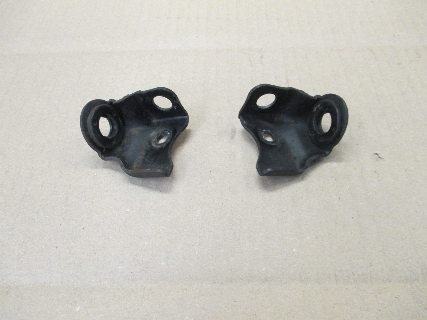 Pattes de clignotants avants pour Suzuki 125 TS ER - 1979 / 1981