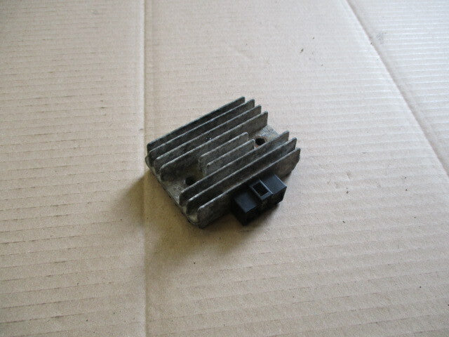 Régulateur pour Kawasaki 650 KLR - KL650B