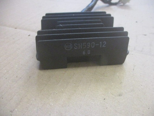 Régulateur SH590-12 pour Honda 450 C Rebel CMX - 450CMX - 1986