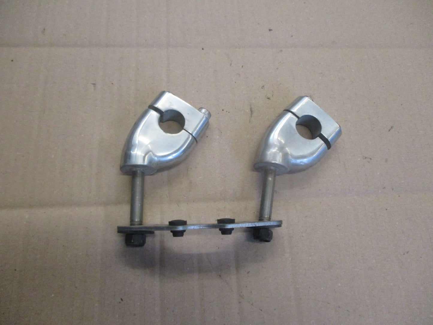 Pontets de guidon + support bloc voyants pour Yamaha 125 XV Virago - 5AJ