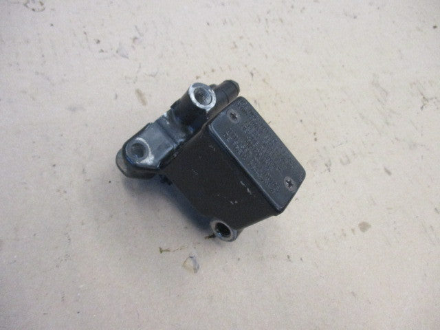 Maitre cylindre de frein avant pour Suzuki 750 DR - 800 DR - SR41A - SR42A