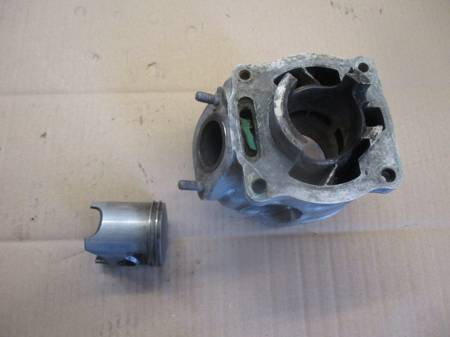 Cylindre / piston 3BN00 en cote 56.75mm pour Yamaha 125 DTR - DTRE