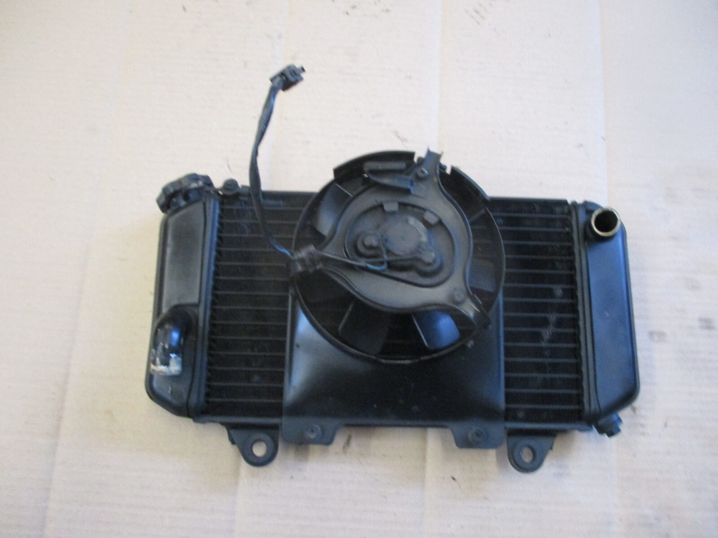 Radiateur d'eau + ventilateur pour Yamaha 750 FZX - 2JE - 4AM
