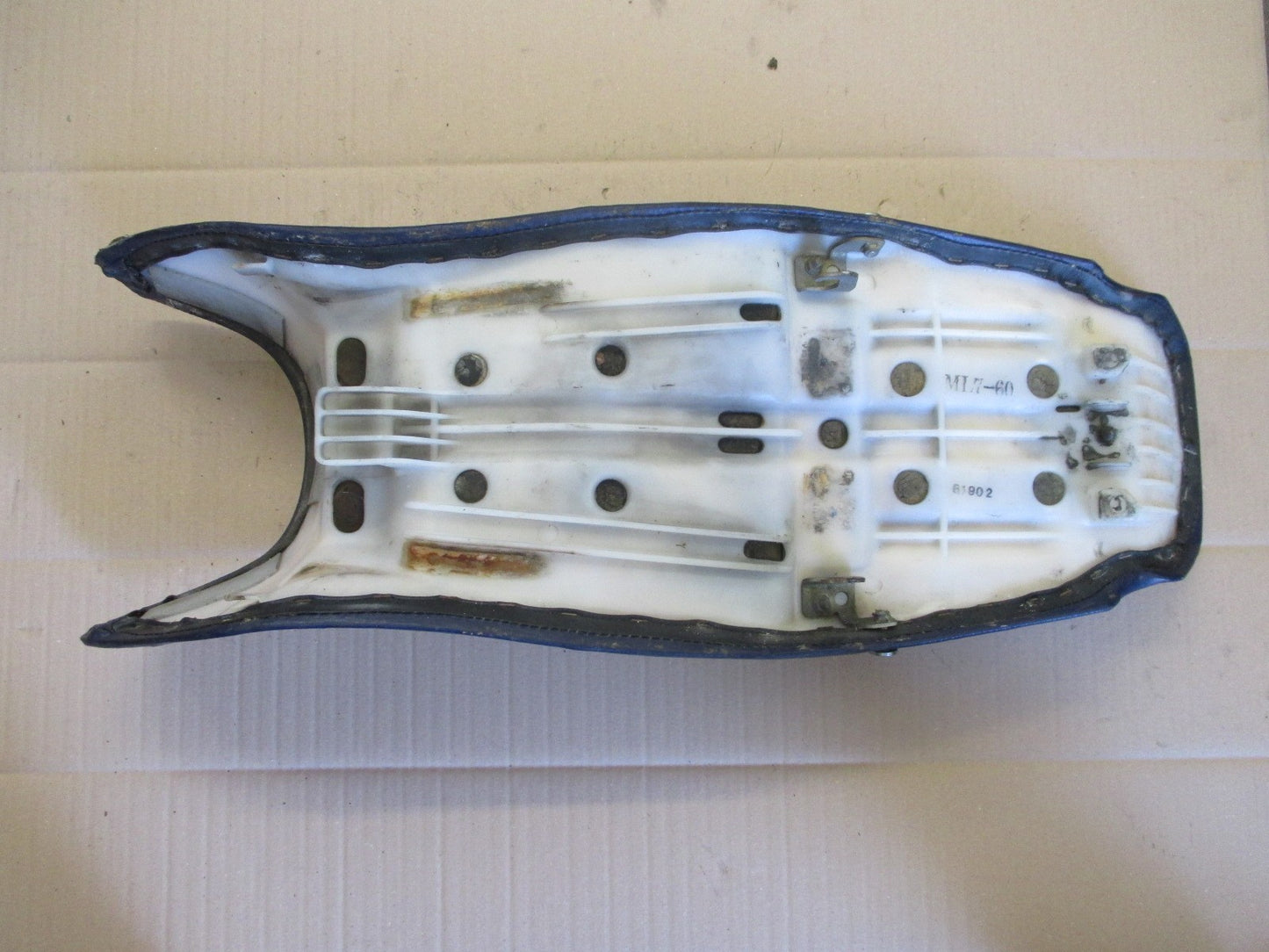 Selle pour Honda 750 VFR - RC24